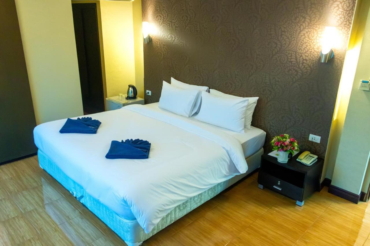 Visiting Card Hotel & Resort Bangkok Luaran gambar
